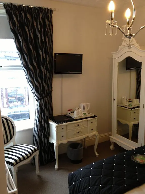 ****  Glen Guest House Blackpool United Kingdom
