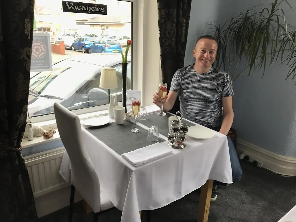 Glen Guest House Blackpool