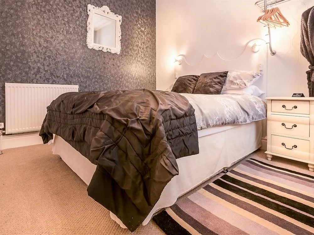 Glen Guest House Blackpool 4*,