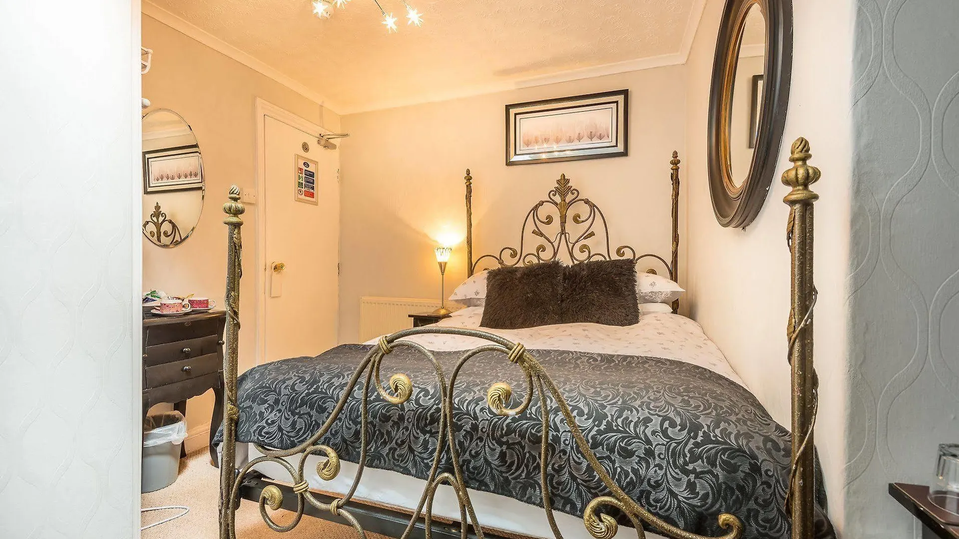 Glen Guest House Blackpool
